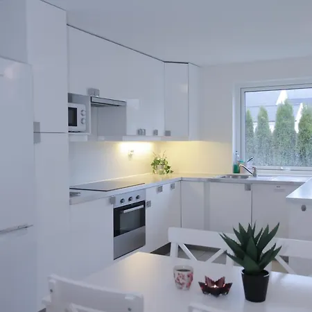 Saga Caves Apartman *