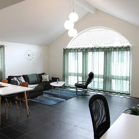 Saga Caves Apartment *